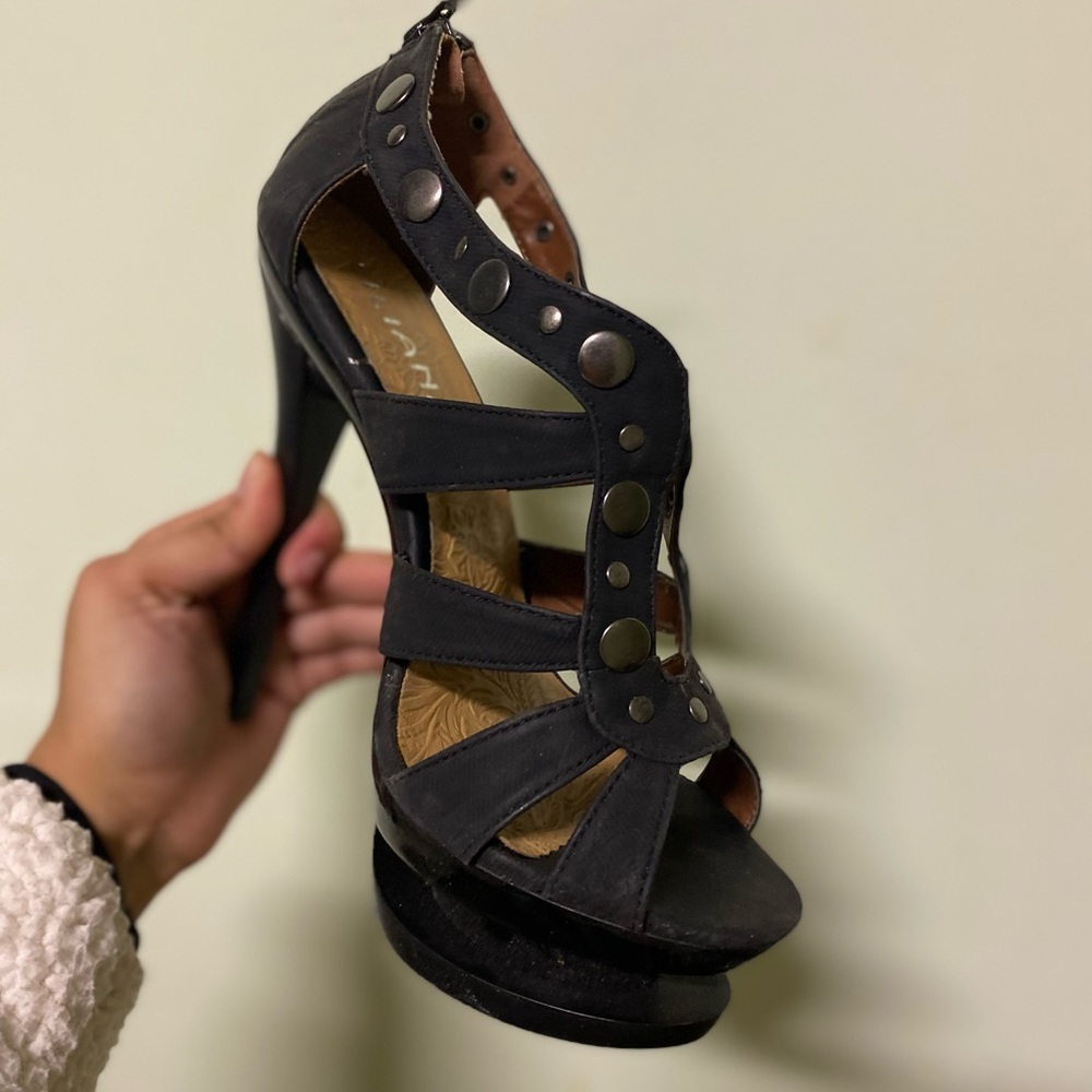 Black heels